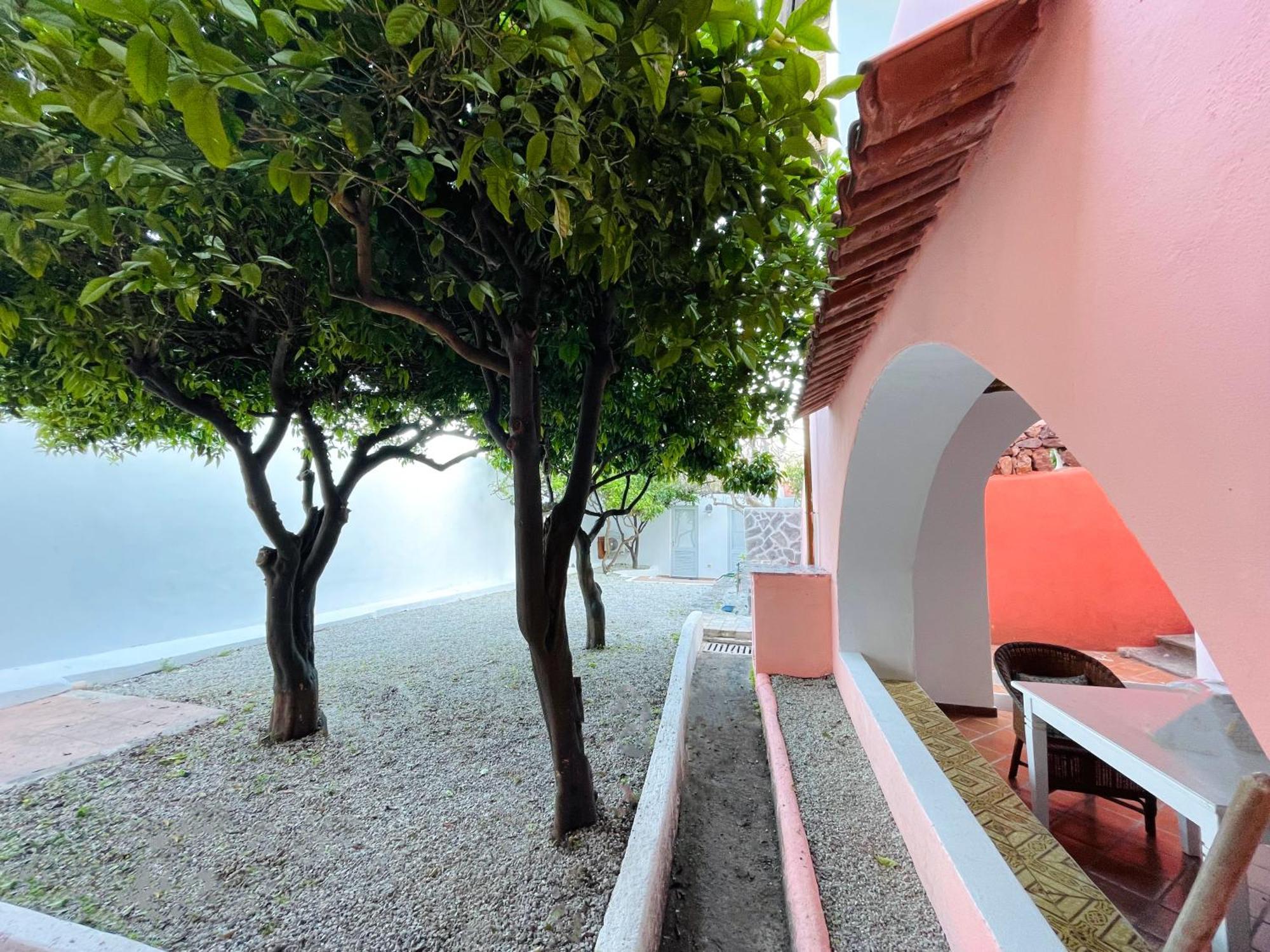 Villa Pomelia, Villa Nel Corso Di Santa Marina Salina A 50 Mt Dal Mare Kültér fotó
